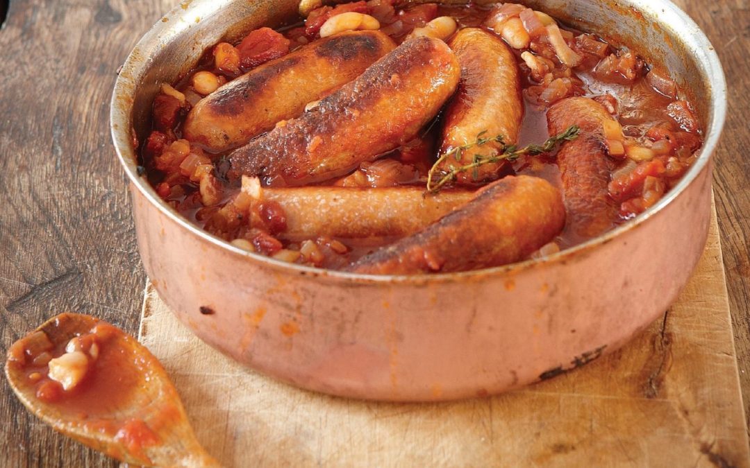 Spicy sausage and bean hotpot